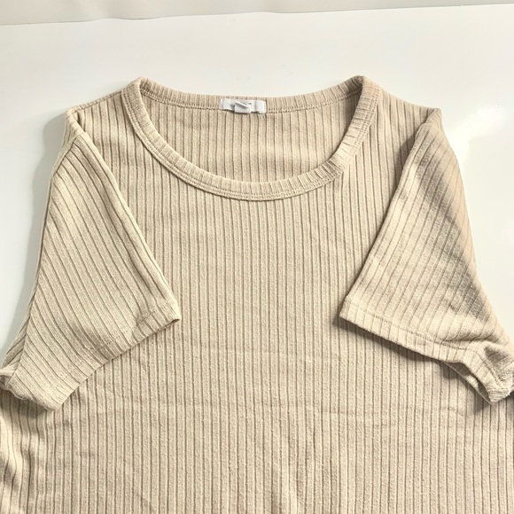 Tan Top - Picture 2 of 3